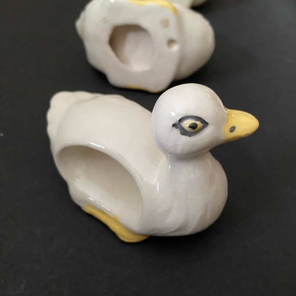 Vintage Ceramic White Duck Goose Napkin Rings Set of 8 Bird Cabin Rustic - Picture 10 of 10